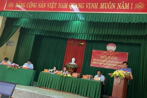 ĐB HĐND huyện tổ số 7, khóa XXi , nhiệm kỳ 20221 . 2026 tiếp xúc cử tri xã Thanh Phong.jpg